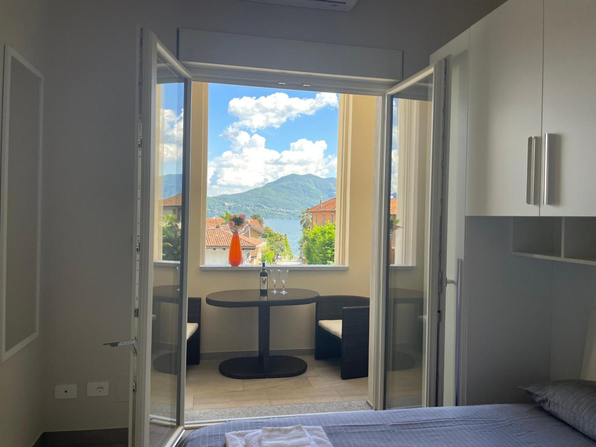 Appartamento Aurora Cannero Riviera Luaran gambar